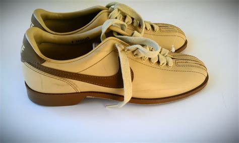 vintage nike bowling shoes